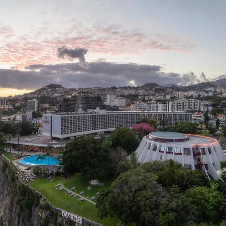 Pestana Casino Park & Casino Отель Фуншал